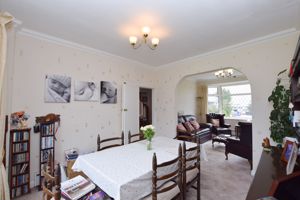 Dining Room - click for photo gallery